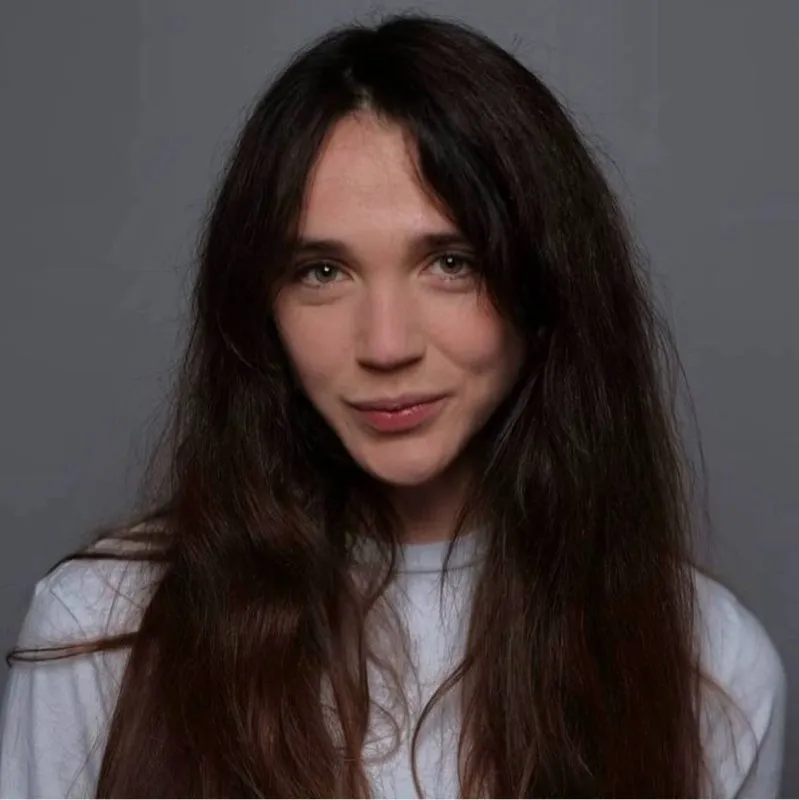 Ellie Holbrook